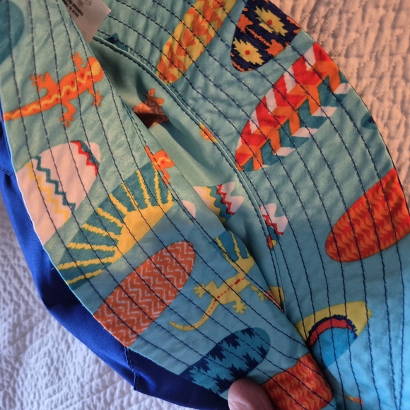 2/$20 Uv Skinz Reversible Bucke Hat Colorful Surfboard Pattern 3t - Picture 3 of 5
